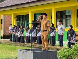 Kades Pasar Terusan Memperingati Hari Guru Nasional, bersama Keluarga Besar Madrasah Aliyah Negeri 3 Batang Hari