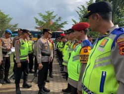 Jelang Pemungutan Suara Pilkada 2024, Kapolres Muaro Jambi Pimpin Apel Pergeseran Pasukan Pengamanan (TPS)