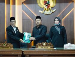 DPRD Batang Hari Gelar Paripurna Penyampaian Nota Pengantar LKPJ Bupati Tahun Anggaran 2025