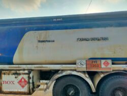 Diduga Angkut 20.000 Liter Solar Ilegal, Tronton Tanpa Pelat Nomor Coba Halangi Wartawan