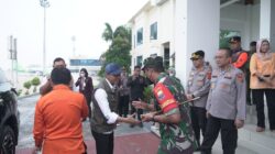 Rakor Pengendalian Karhutla Jambi, Menteri Kehutanan Apresiasi Sinergi dan Dukung Penambahan Helikopter