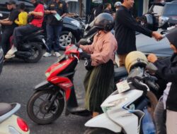 Turun ke Jalan, IPB Jambi Gelar Aksi Sosial Bagikan Masker kepada Pengendara