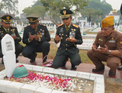 Danrem 042/Gapu Pimpin Ziarah Nasional HUT KE-81 TNI Di TMP Satria Bhakti Jambi
